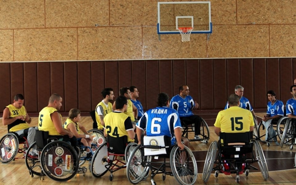 „Спортпалас“ прие баскетболен камп за хора в инвалидни колички