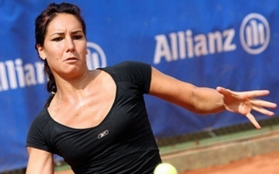 Елица Костова се класира за финала на двойки на турнир по тенис в САЩ
