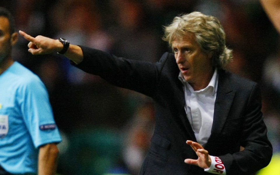 Жорже Жезуш: Барселона също има слаби места