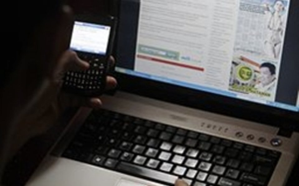 Английски рефер се прави на хакер, арестуват го