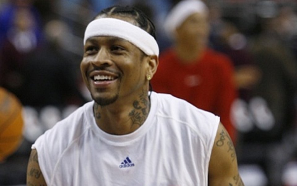 Айверсън ще играе за Макаби