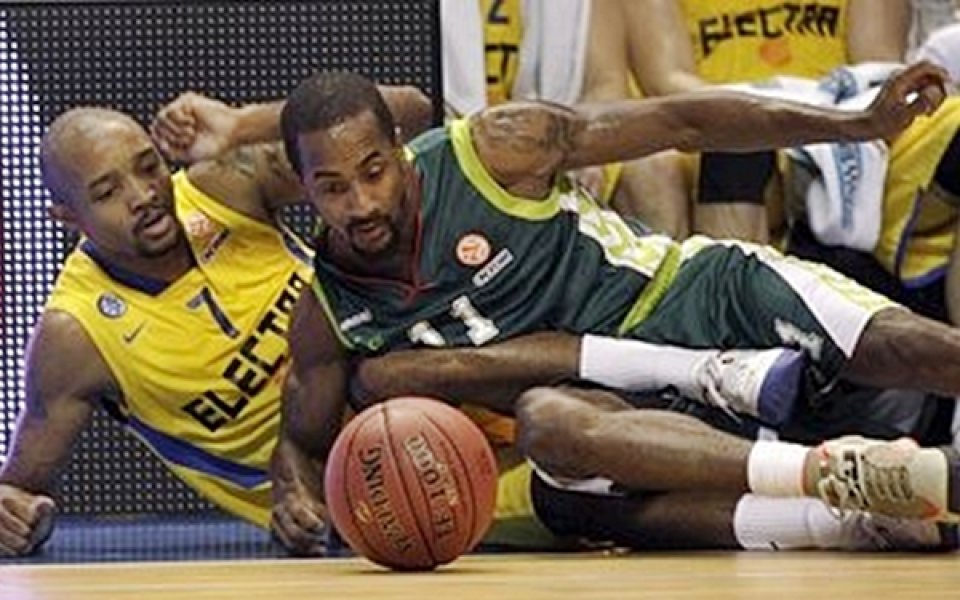 Българските дебюти в Евролигата: Загуба за Деян Иванов, победа за Евтимов