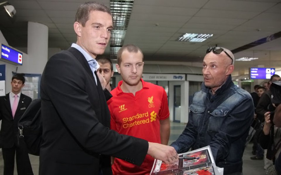 Дани Агер е голямата звезда в София, хвалят се датчаните