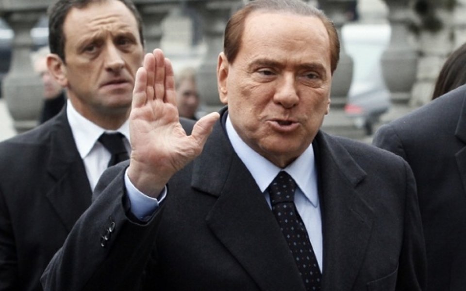 Берлускони, Морати и Аниели са похарчили 2 милиарда евро от личното си богатство