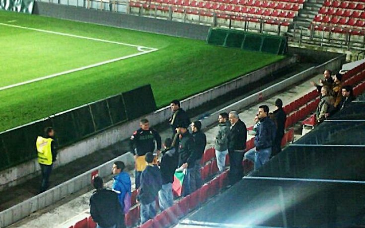 СНИМКИ: 20 българи надъхаха националите на тренировка