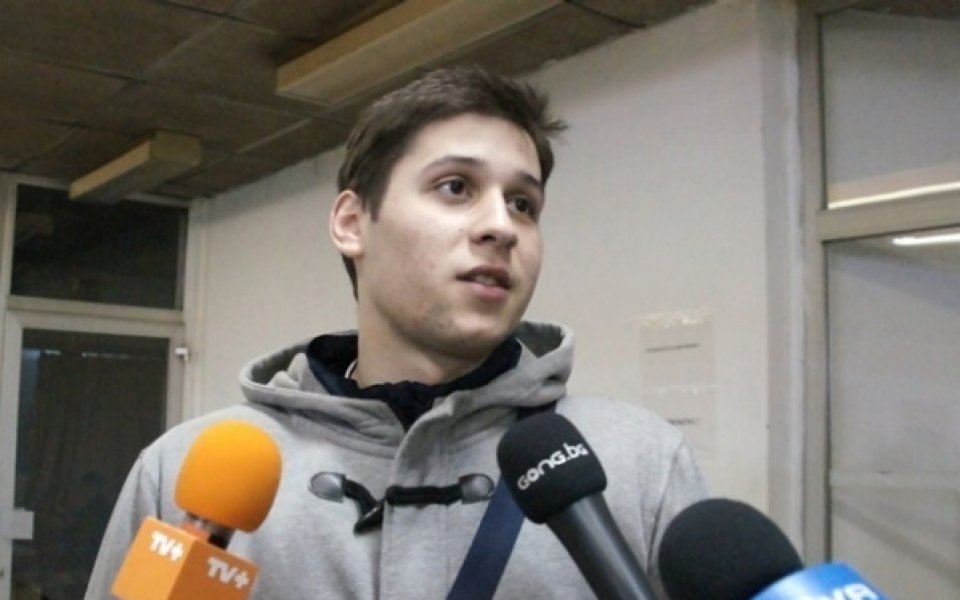 Николай Пенчев отбеляза 15 точки при загуба на Ефектор