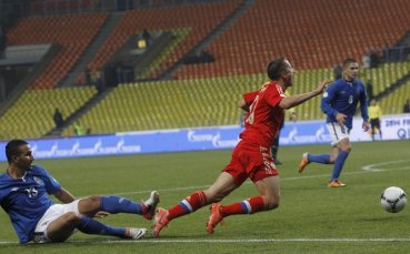ВИДЕО: С дузпа Русия спечели битката между Фабио Капело и Берти Фогтс