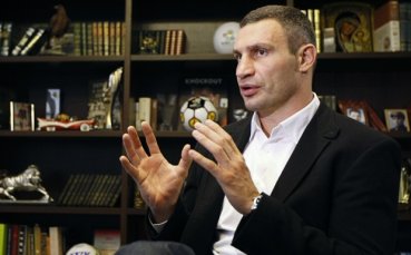 Дейвид Хей: На Виталий Кличко трябва да му пораснат топки