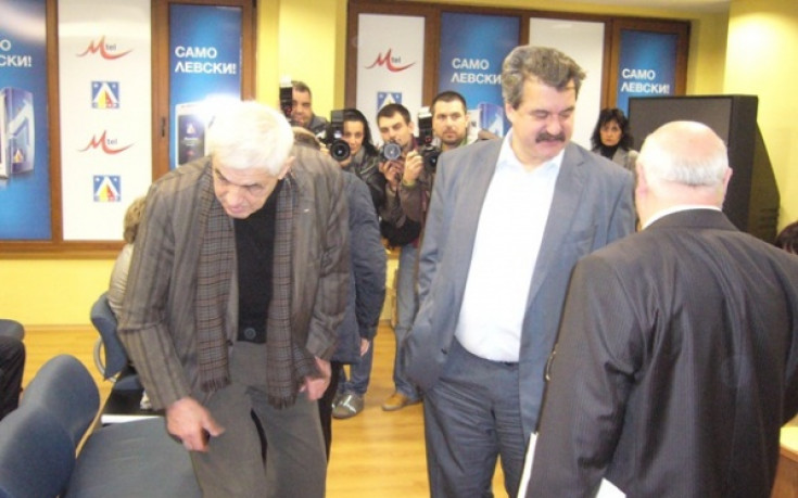 Батков, Тонев и Баждеков при Левски преди последната тренировка