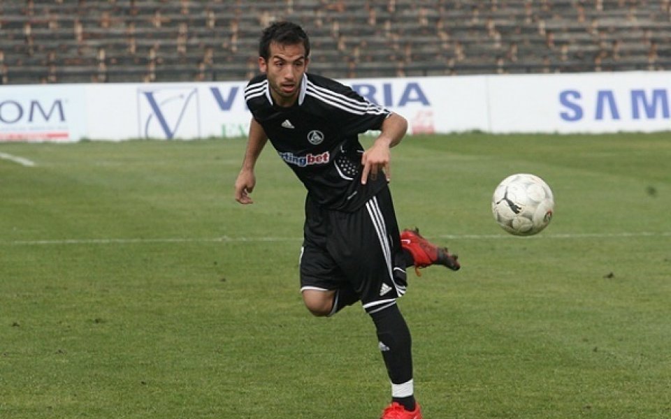 Халф на Славия пропуска още два мача