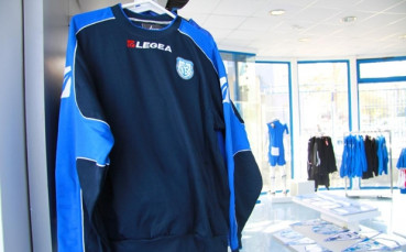 Нови изненади в официалния фен магазин на Черноморец