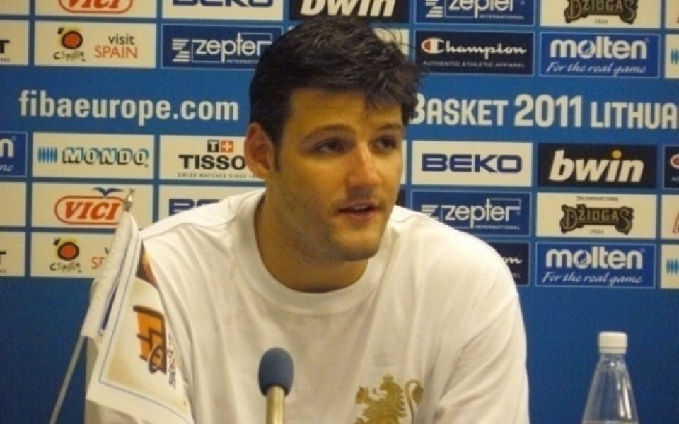 Деян Иванов и Джабер бият в Евролигата