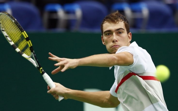 21-годишен поляк е най-голямата изненада на втория ден на турнира в Париж