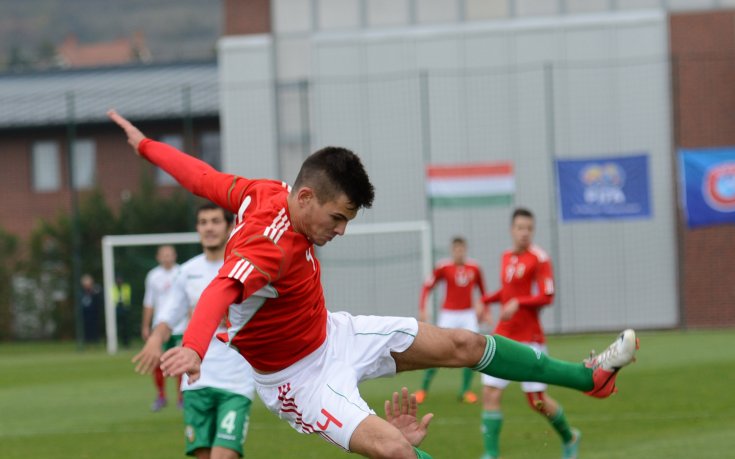 СНИМКИ: Националите до 19 години изпуснаха Унгария на старта