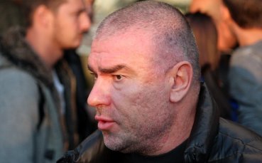 Марешки: Аз съм пълен локомотивец, нашият треньор е на светлинни години пред Спасов