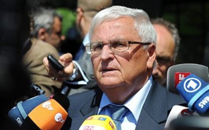 Бивши президенти на Германския футболен съюз отиват в съда