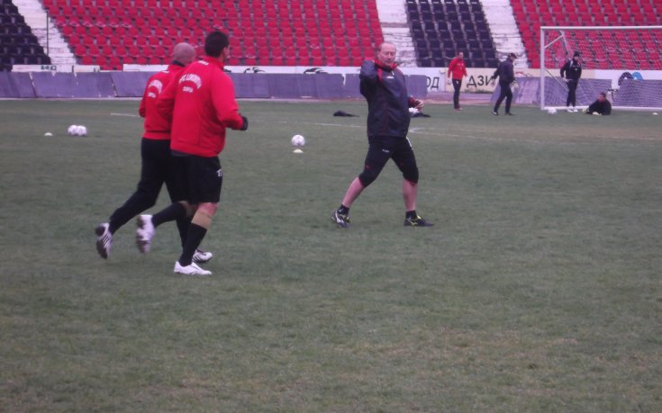 ВИДЕО: Емил Велев: Мартин Камбуров е добре дошъл в Локо Сф