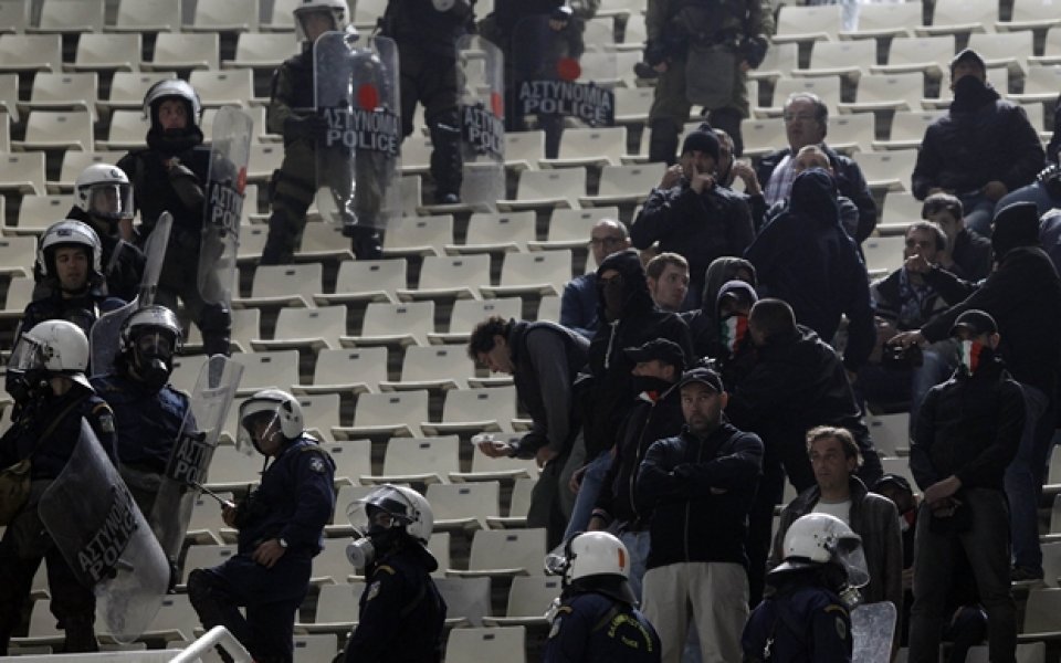 Атакуваха фенове на Тотнъм в Рим, един е с опасност за живота