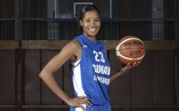 Шарел Алън подписа с Левски, взе номер 21