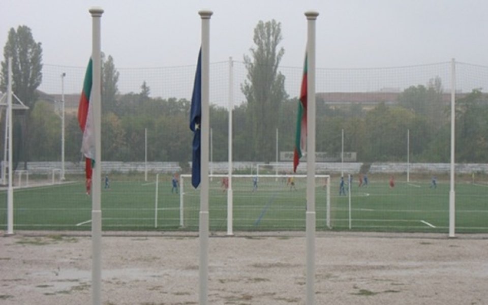 Масов бой на ЦСКА - Септември при старшата