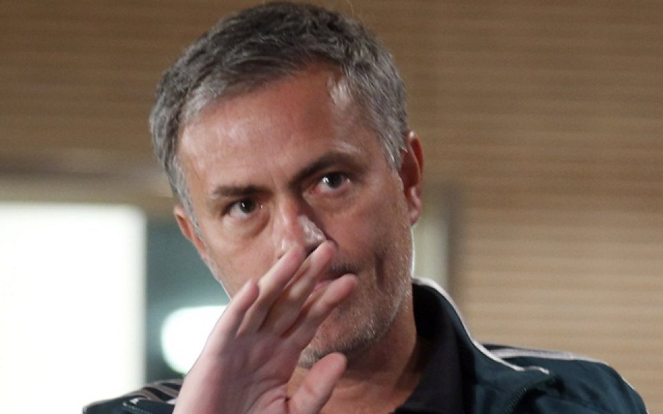 СНИМКИ: Секси мениджъри – никога не сте ги виждали в подобна светлина