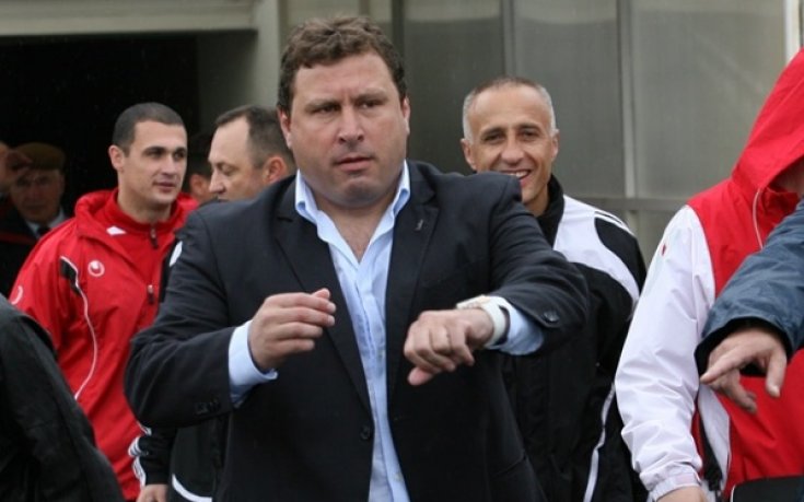 Вили Вуцов: Създадохме поне 10 положения за гол, имам претенции за картона