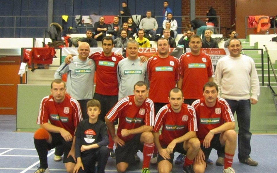 "Лозенец Юнайтед", най-старият аматьорски отбор по футбол в България, отпразнува
