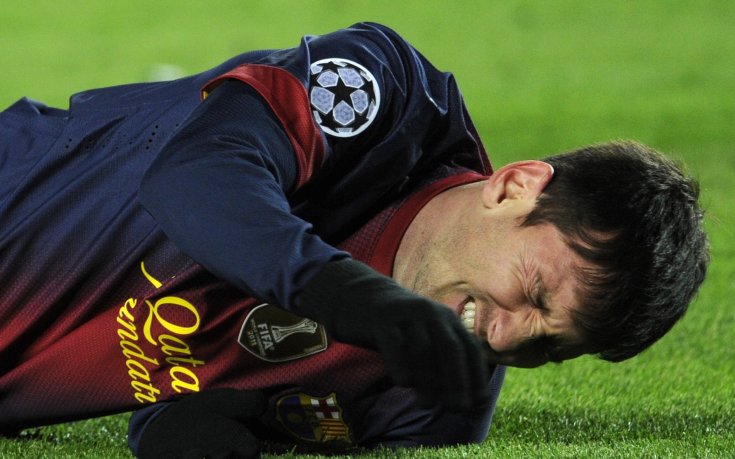 ВИДЕО: Меси по спешност в болница, контузията му сякаш не е страшна