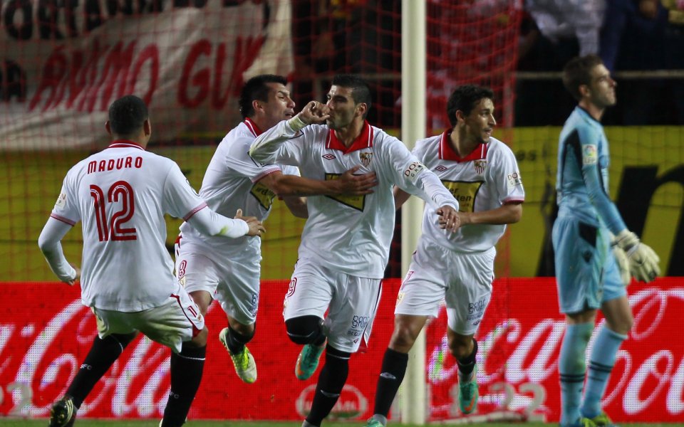 ВИДЕО: 10 от Севиля се добраха до равенството с късен гол