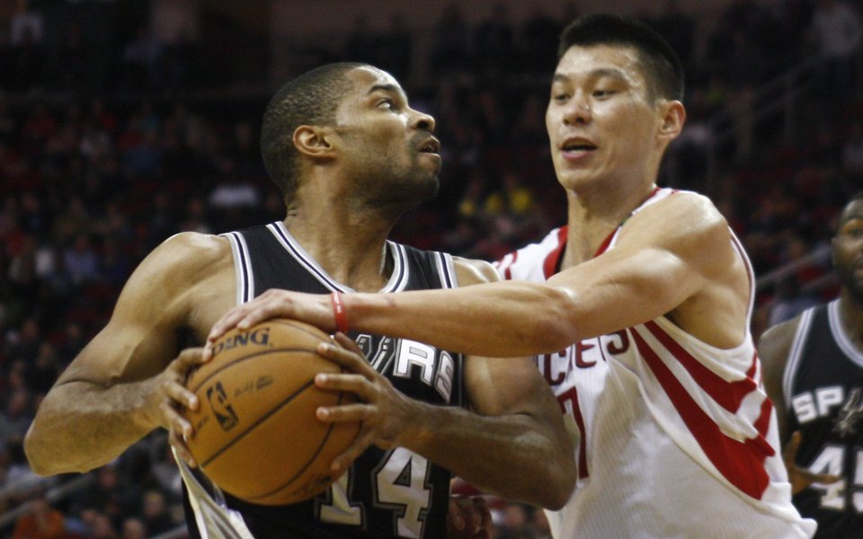 Паркър с първи трипъл-дабъл в кариерата за пета поредна победа на Сан Антонио