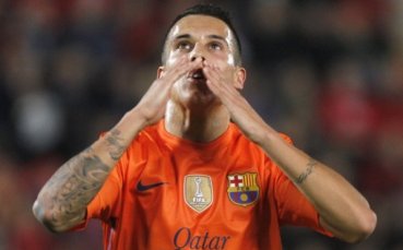 Тейо официално поднови договора си с Барса