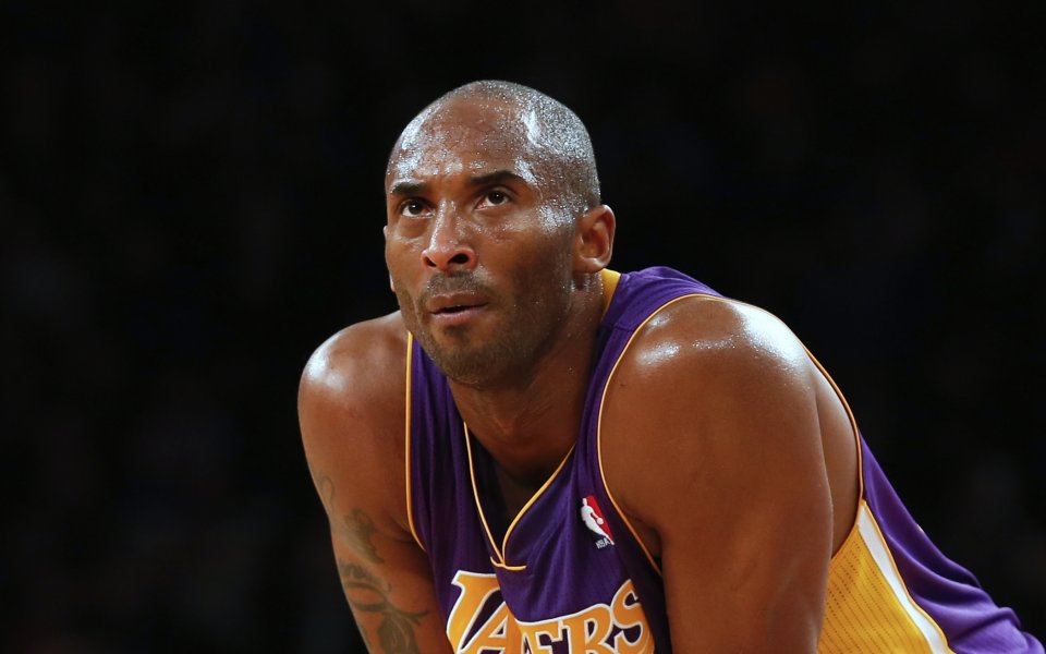 Чикаго намачка Бостън на Изток, Коби пак измъкна Лейкърс от резил