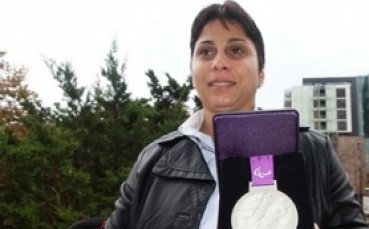 Стела Енева бе избрана за спортист номер 1 с увреждания за 2012 година