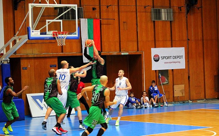 СНИМКИ: Баскетболният Левски надигра Берое