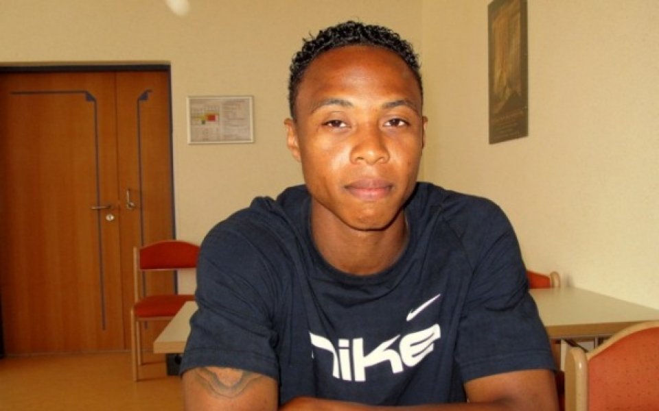 Мюлдер и Левски сядат на нови преговори, холандецът иска да остане