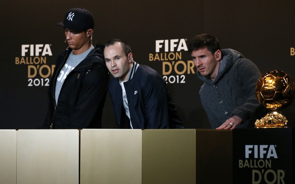 Любо Пенев не включи Роналдо в тройката си, Попето я позна изцяло