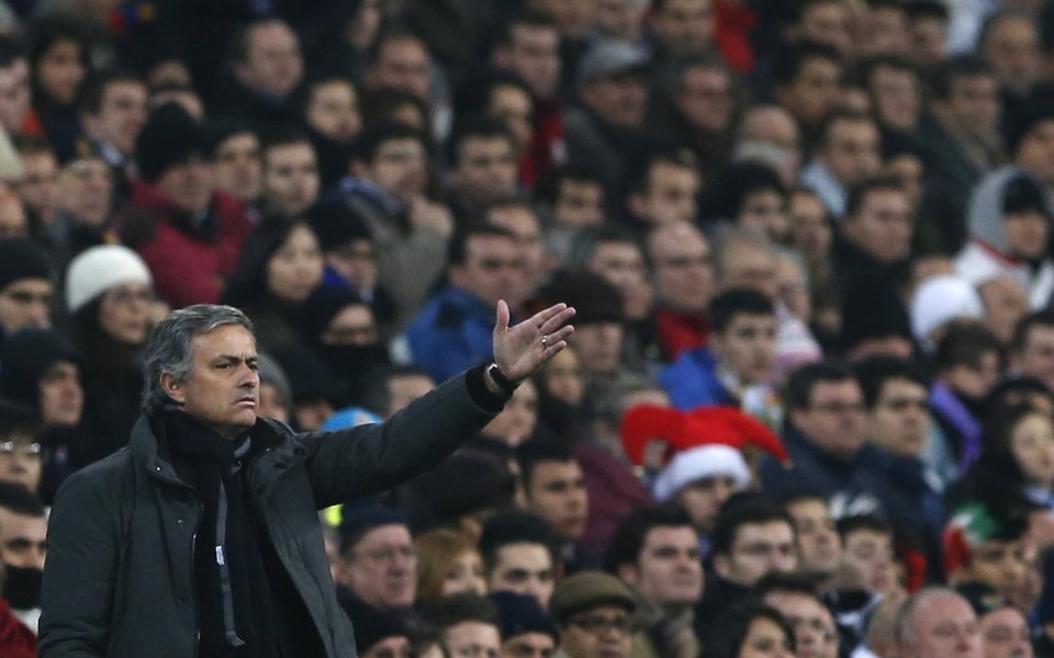 ВИДЕО: Моуриньо изперка, хамали топка в тунела!