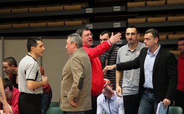Докузовски: Няма конфликт между мен и Стойков