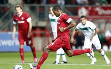 Дейвид Мойс чака с нетърпение трансфера на Фер