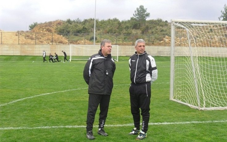 СНИМКИ: 80 минути продължи първата тренировка на Локо Пд в Алания