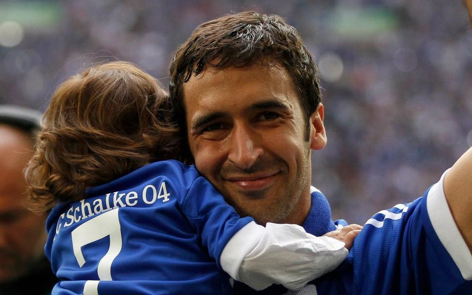 Раул се завърна в националния, но твърде за кратко