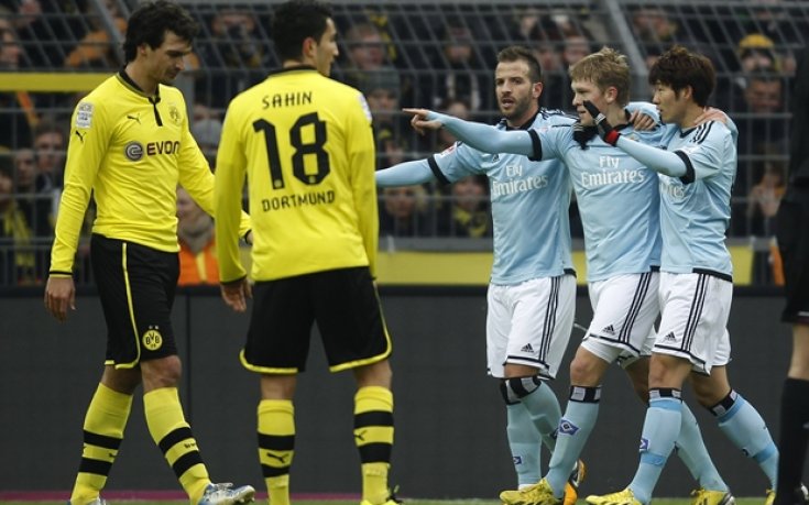 ВИДЕО: Дортмунд почти зачеркна титлата след тежка загуба от Хамбургер