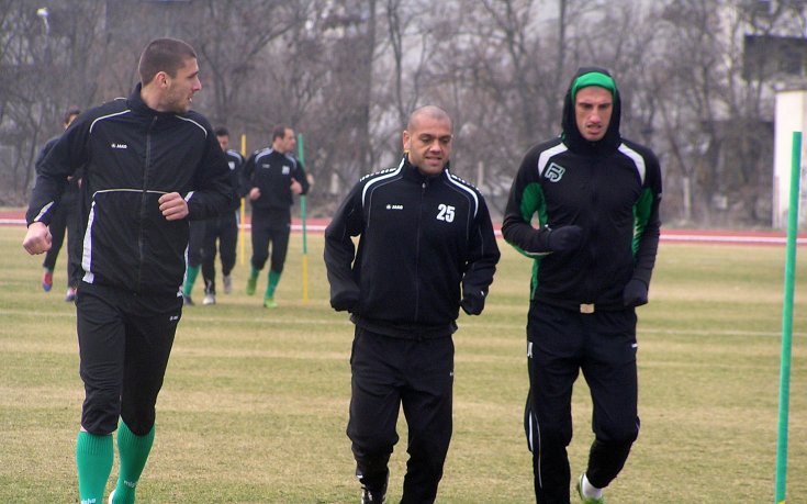 СНИМКИ: Чакат двама нови на Тича до дни