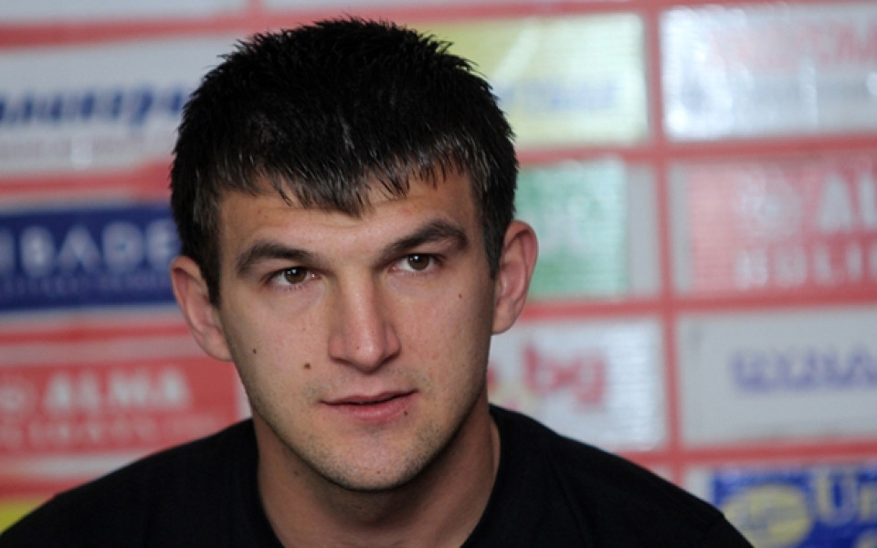Венци Василев: Не е приятно да дебютираш със загуба, ние сме си виновни