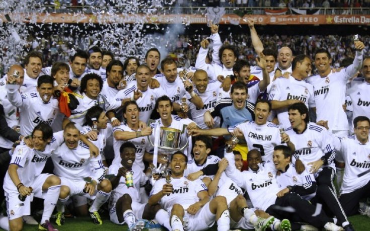 ВИДЕО: Един кралски рожден ден за Реал Мадрид