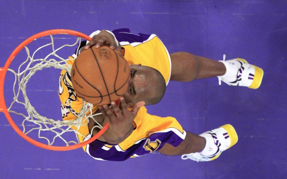 ВИДЕО: Коби пак герой за Лейкърс, новобранец попиля Сан Антонио