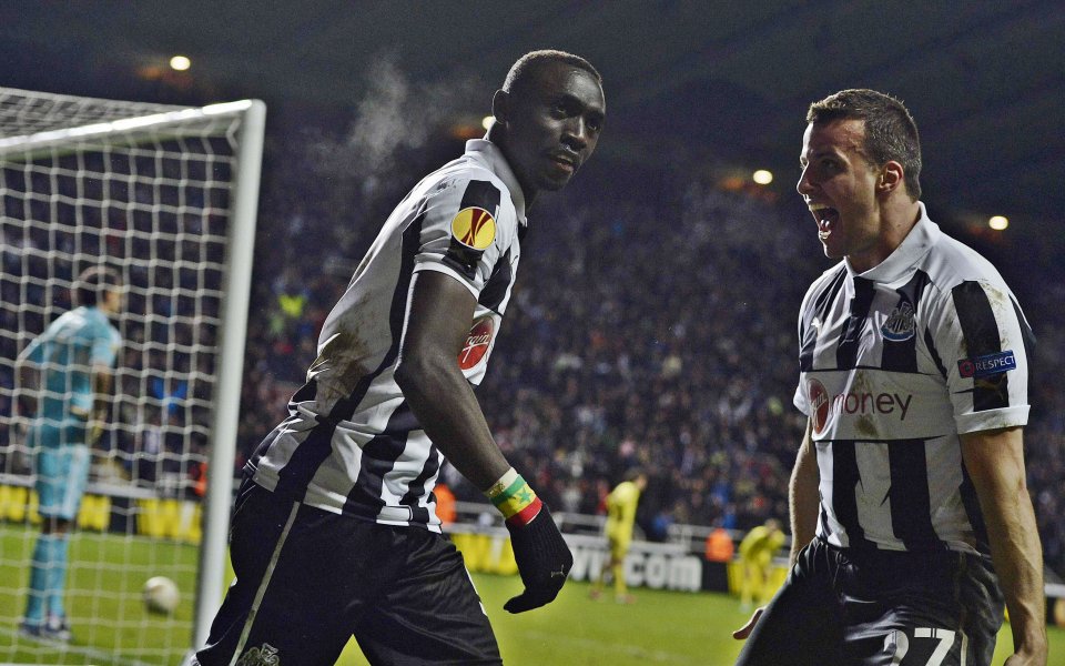 ВИДЕО: Един последен миг след 180 минути без гол прати Нюкасъл напред