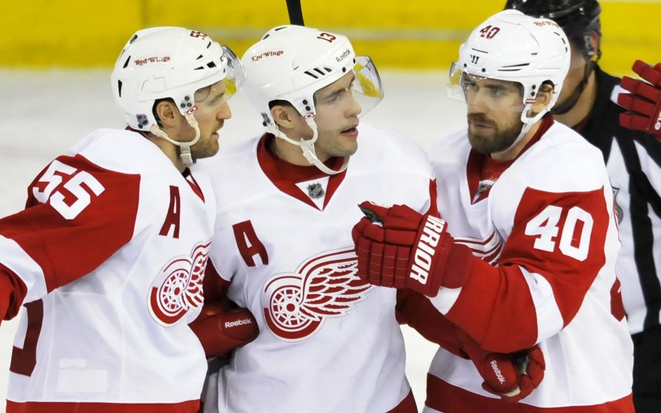 Дацюк донесе победа на Детройт след продължение