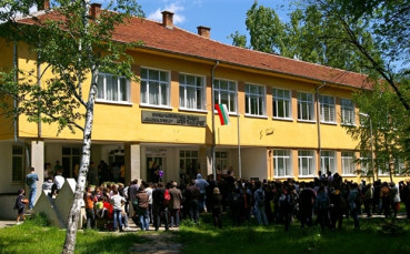 В Ботевград се готвят сериозно на световното ученическо по баскетбол