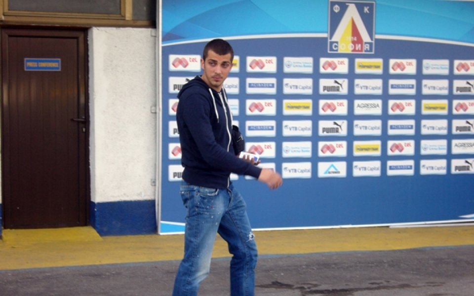 Левски тренира без предупредения Рамос и болните Пинто и Милиев